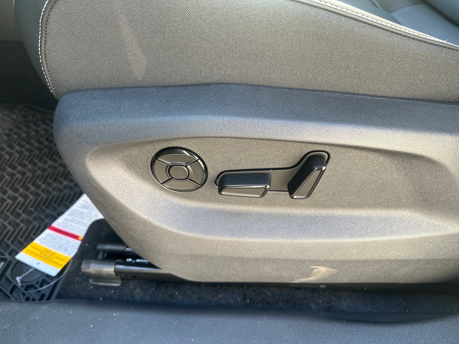 2026 Volkswagen Tiguan 2.0T SE FWD