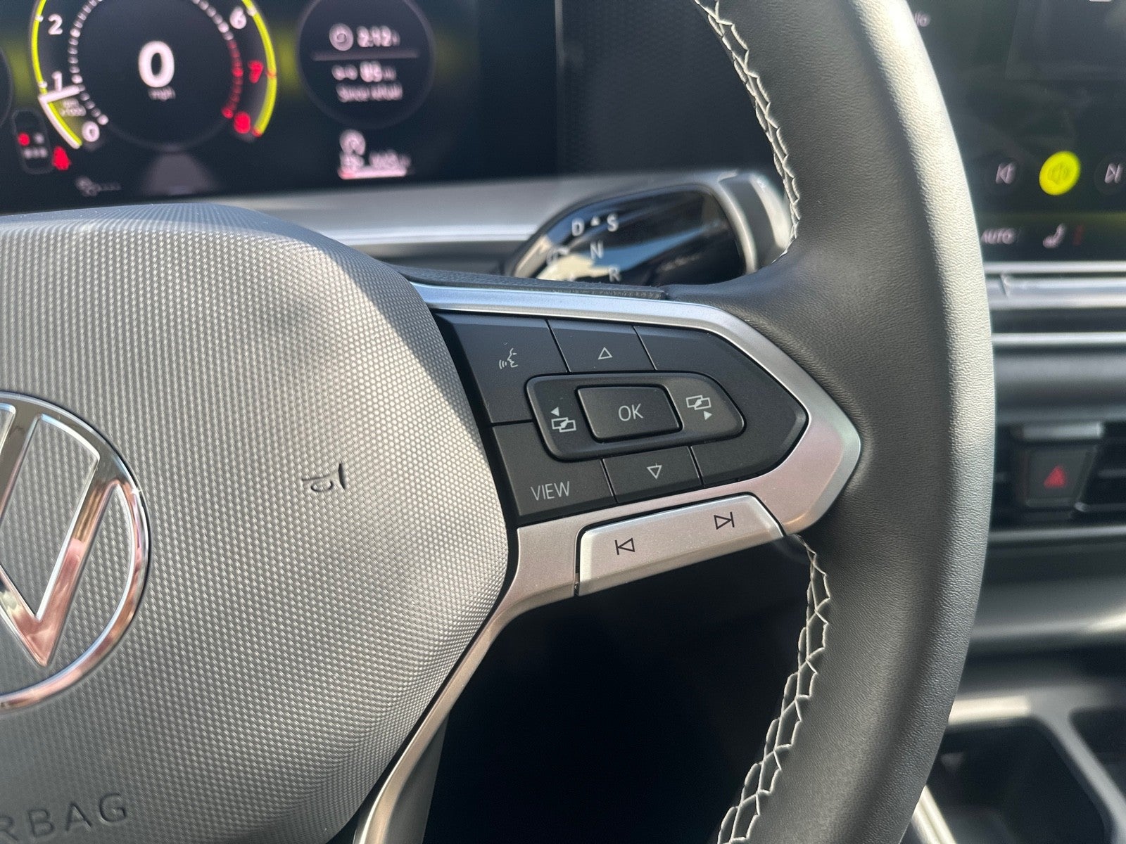 2026 Volkswagen Tiguan 2.0T SE FWD