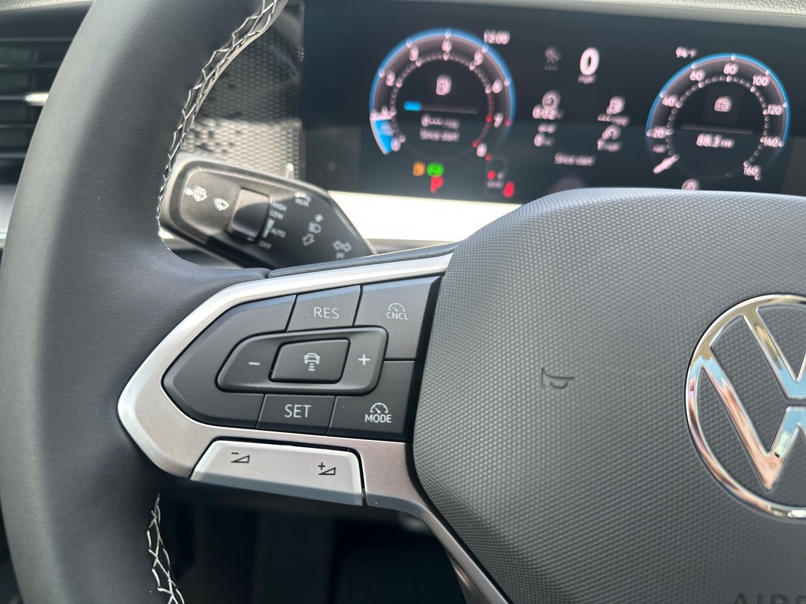 2026 Volkswagen Tiguan SE FWD