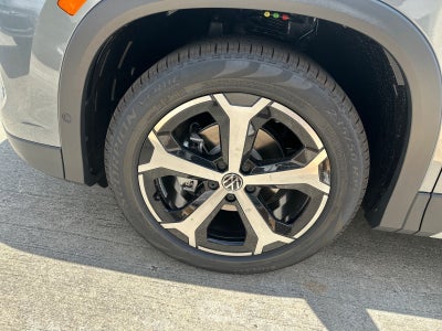 2026 Volkswagen Tiguan SE FWD
