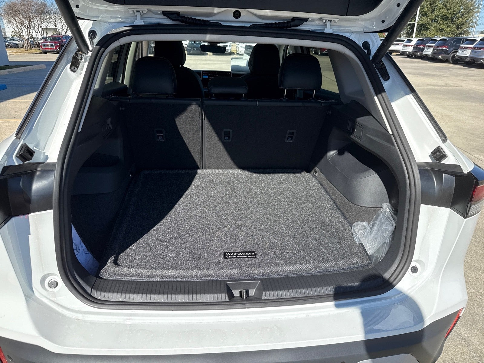 2026 Volkswagen Tiguan 2.0T SE FWD