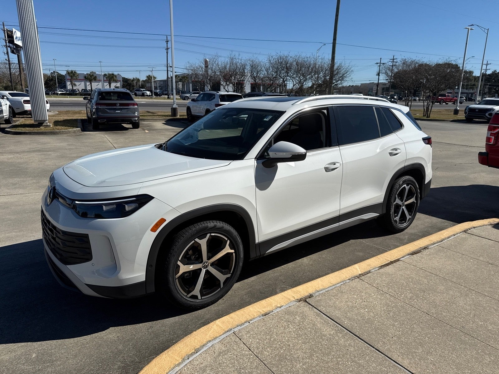 2026 Volkswagen Tiguan 2.0T SE FWD