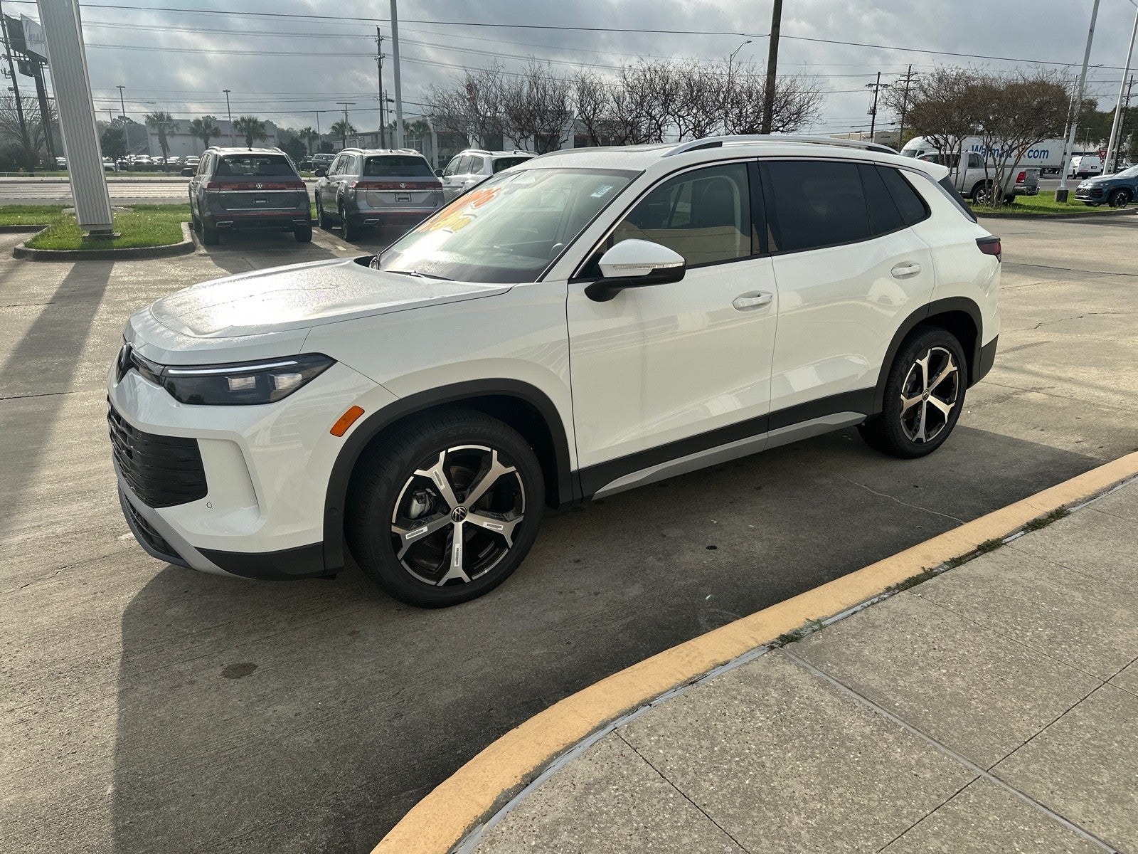 2026 Volkswagen Tiguan 2.0T SE FWD