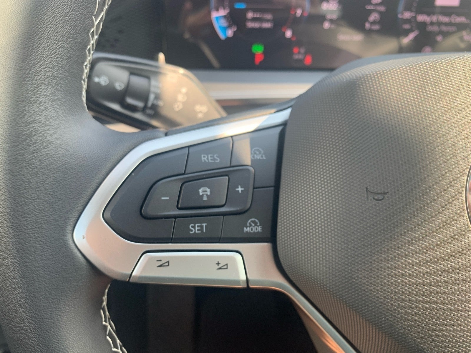 2026 Volkswagen Tiguan SE FWD