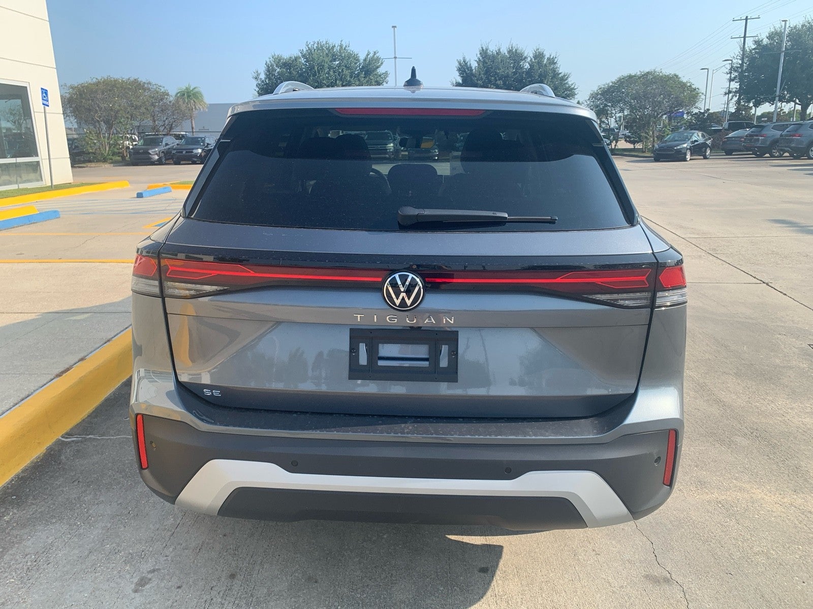 2026 Volkswagen Tiguan SE FWD