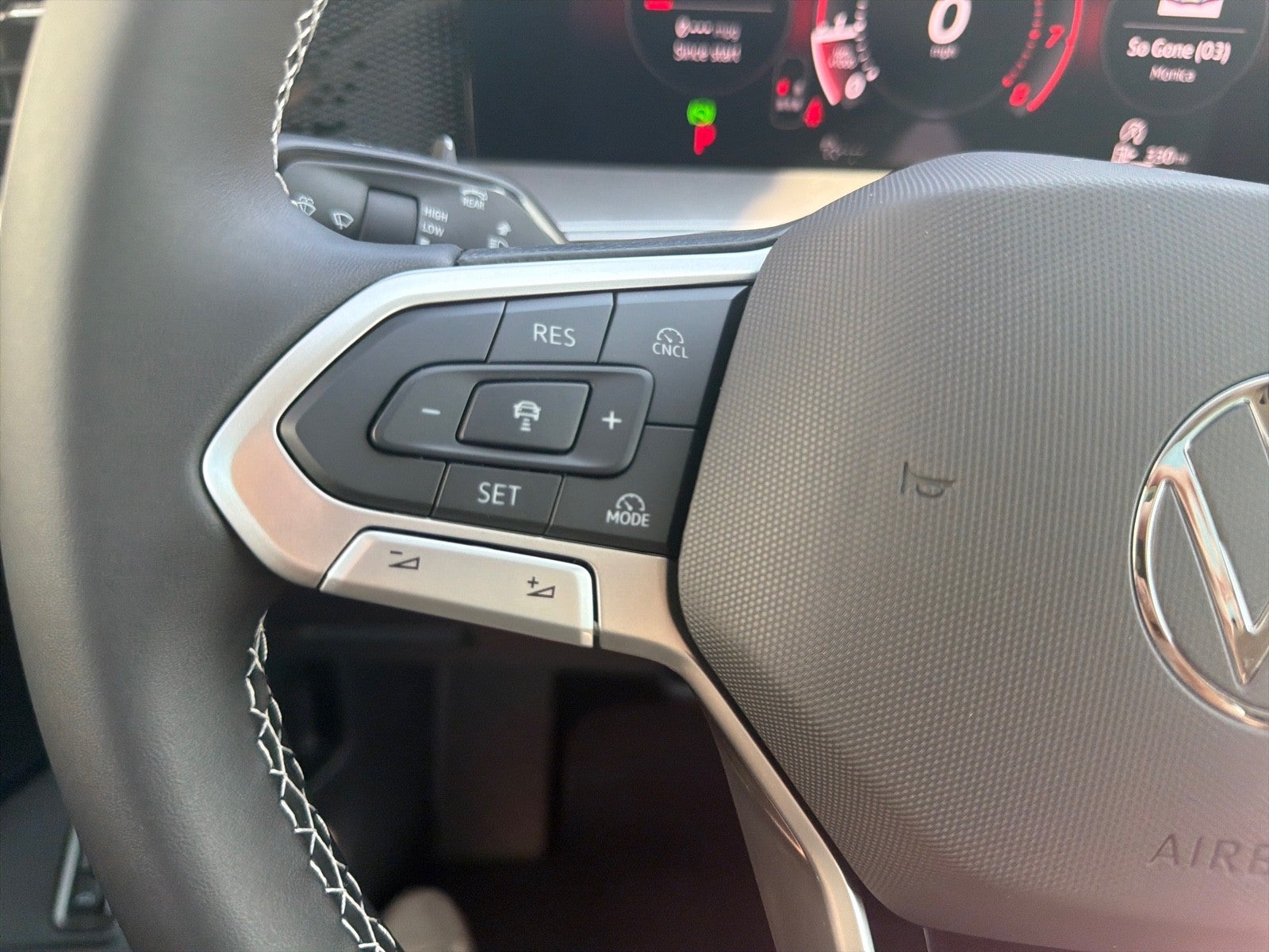 2026 Volkswagen Tiguan SE FWD