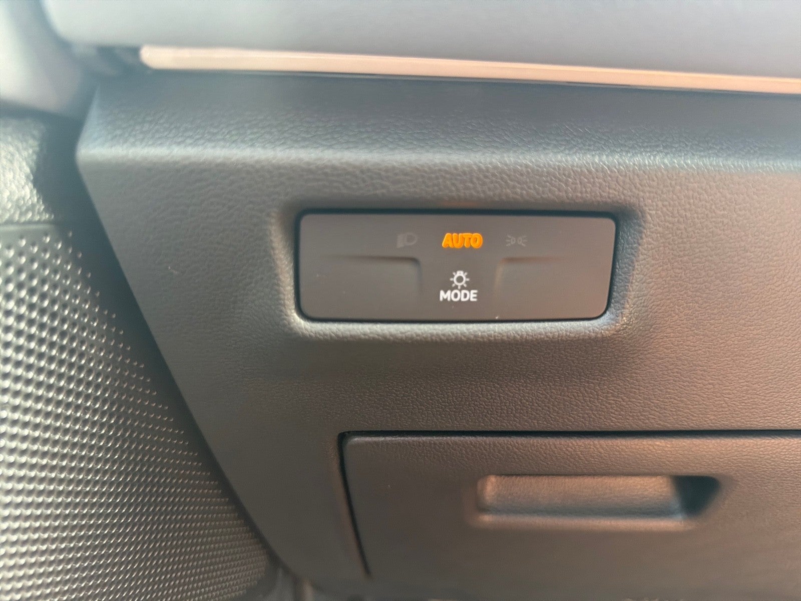 2026 Volkswagen Tiguan SE FWD