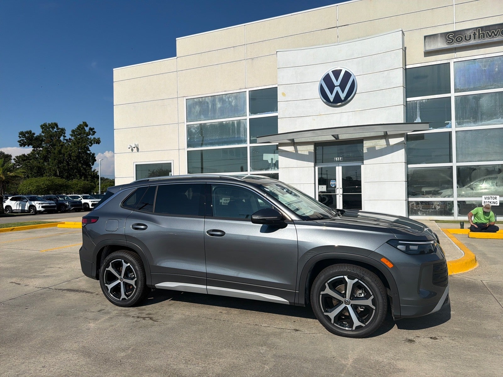 2026 Volkswagen Tiguan SE FWD