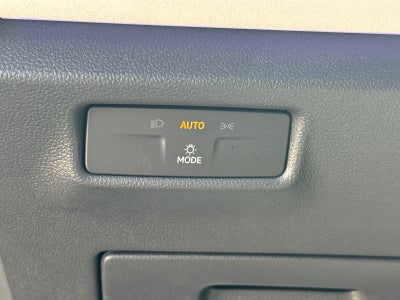 2025 Volkswagen Tiguan 2.0T SE FWD