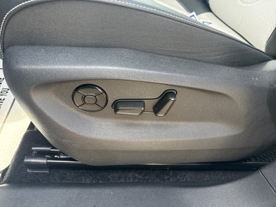 2025 Volkswagen Tiguan 2.0T SE FWD
