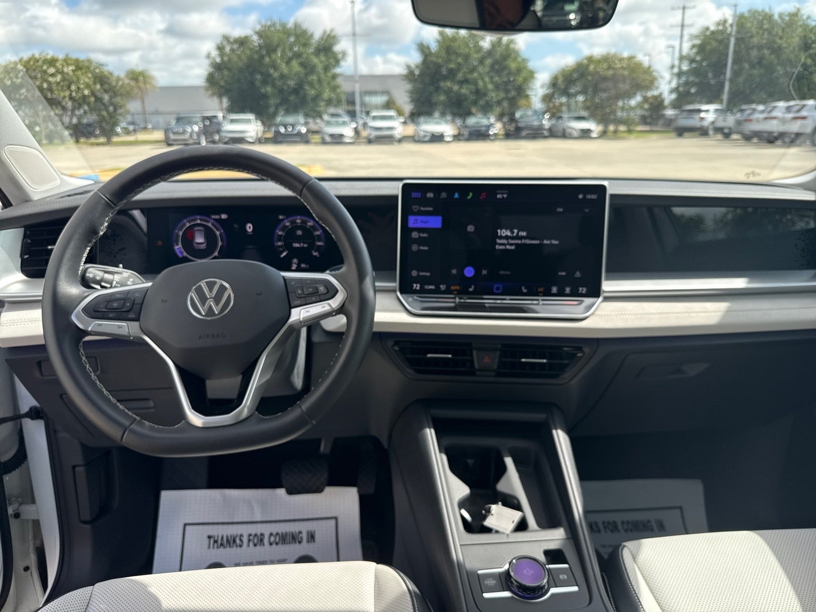 2025 Volkswagen Tiguan 2.0T SE FWD