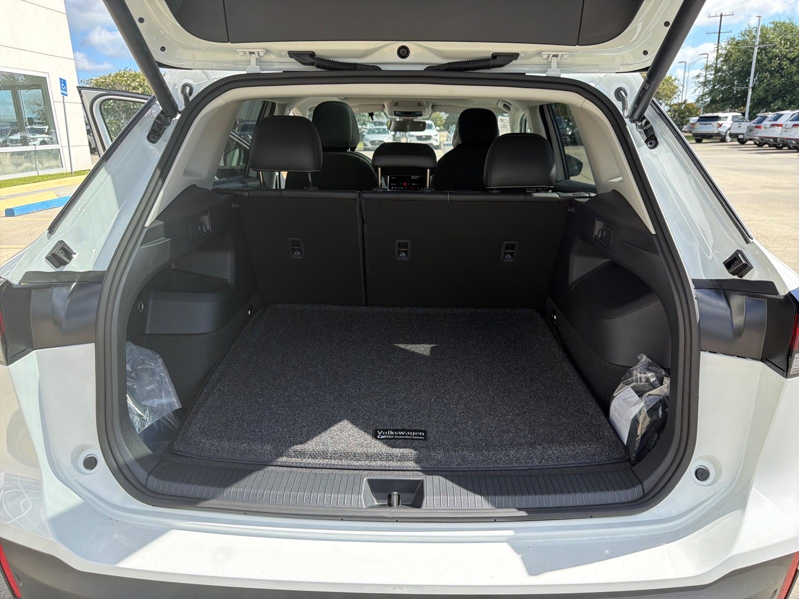 2026 Volkswagen Tiguan SE FWD