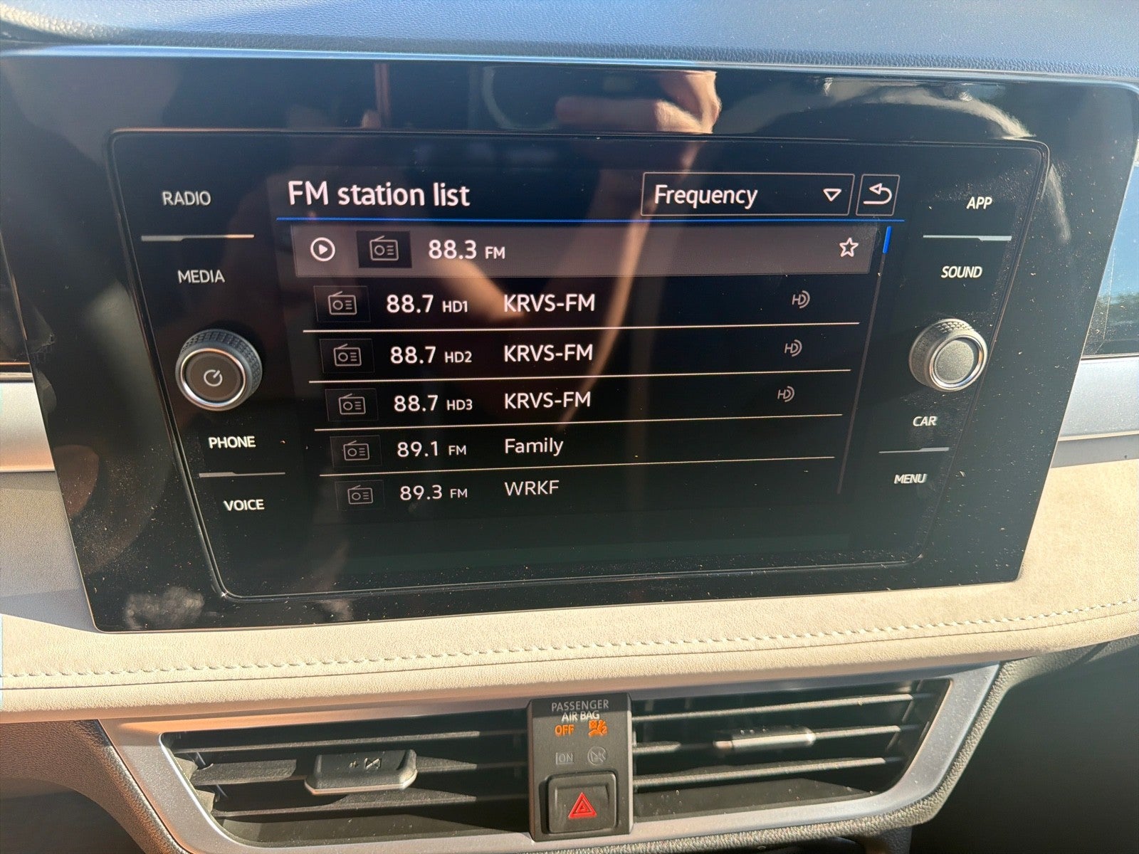 2027 Volkswagen Taos SE FWD