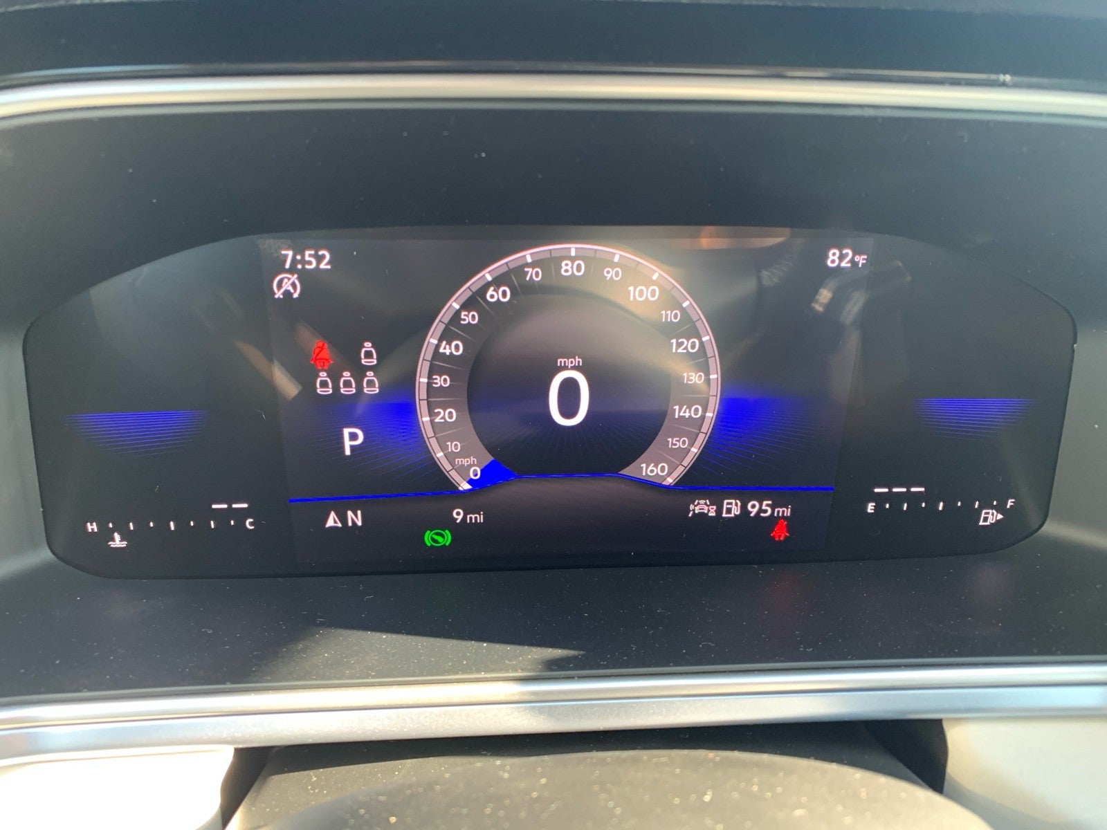 2027 Volkswagen Taos SE FWD