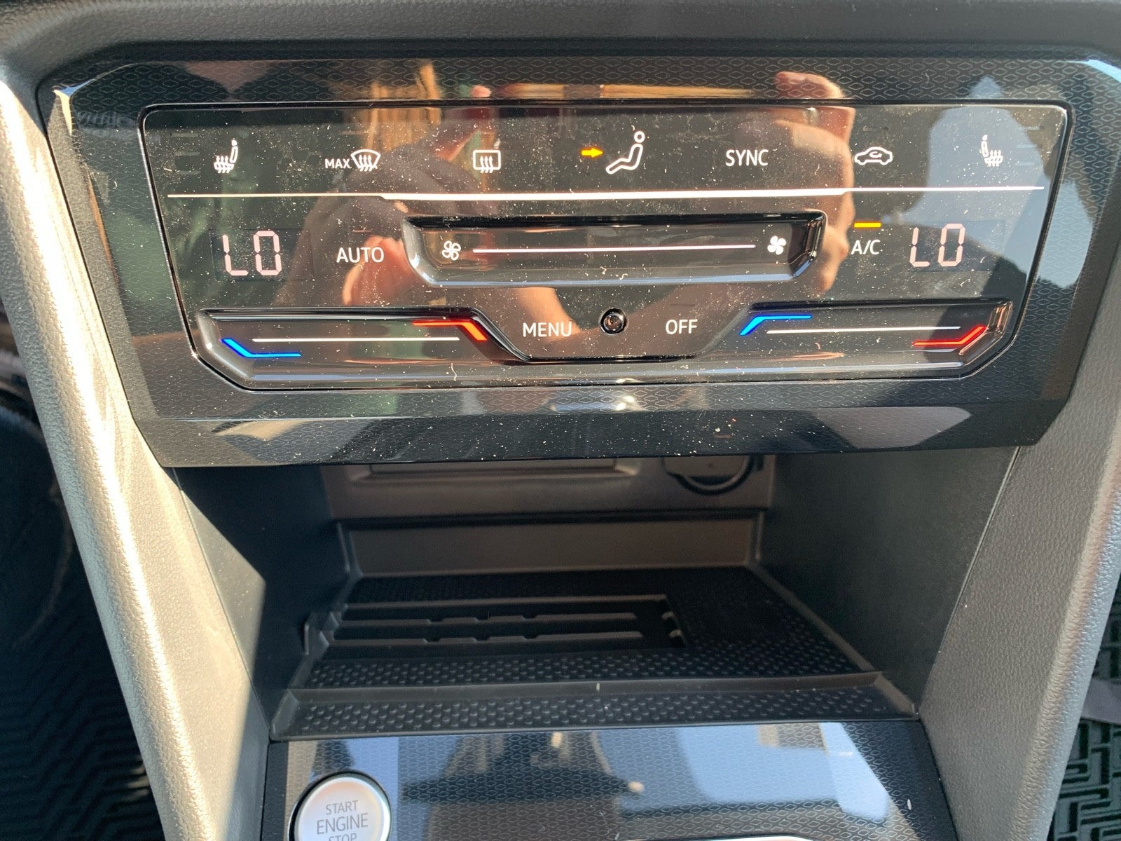 2027 Volkswagen Taos SE FWD