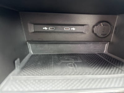 2023 Volkswagen Taos SE FWD
