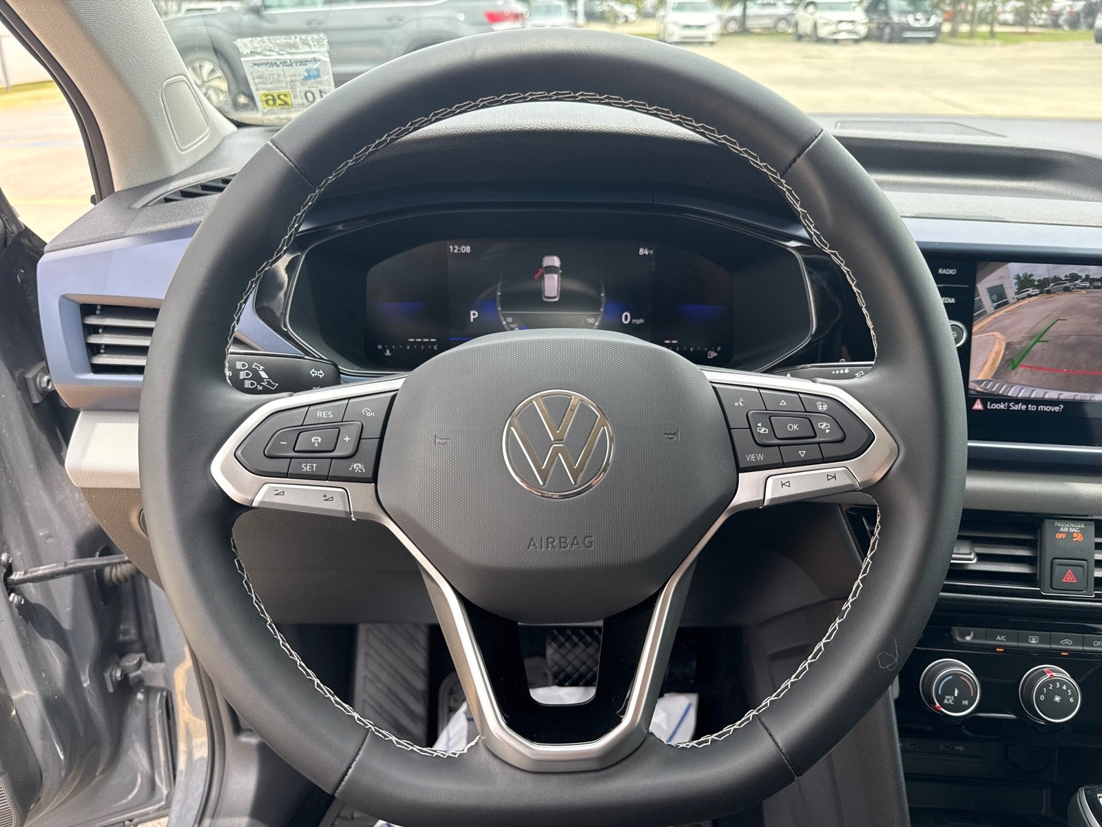 2023 Volkswagen Taos SE FWD