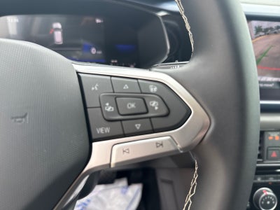 2023 Volkswagen Taos SE FWD