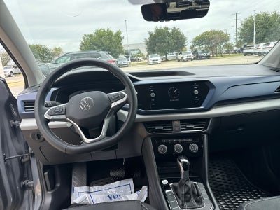 2023 Volkswagen Taos SE FWD
