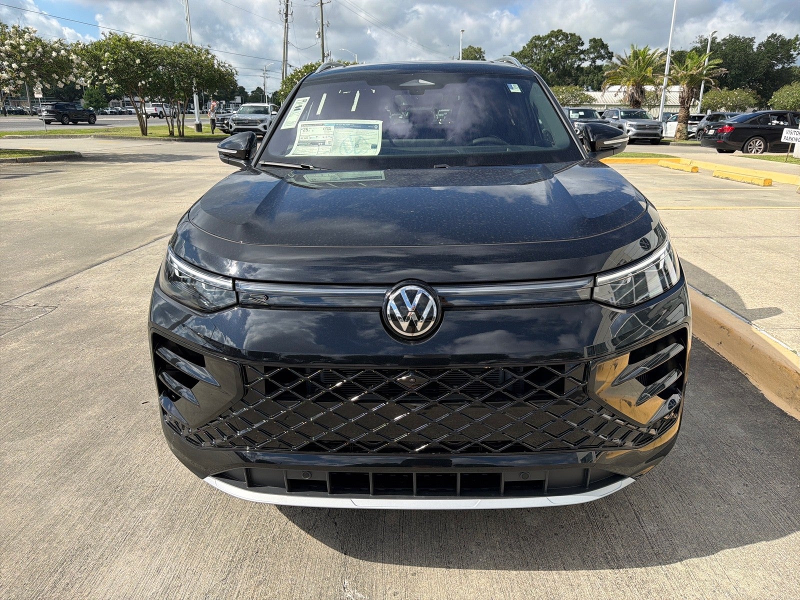 2026 Volkswagen Tiguan SEL R-Line Turbo 4MOTION