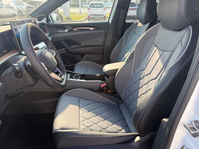 2026 Volkswagen Tiguan SEL R-Line Turbo 4MOTION