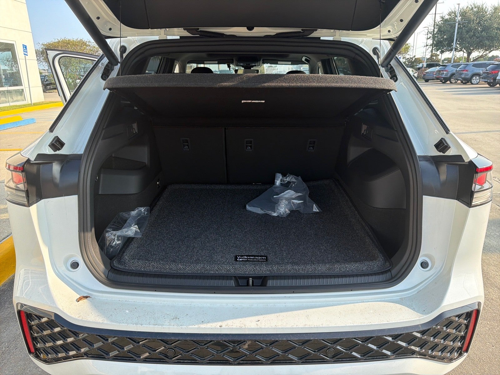 2026 Volkswagen Tiguan SEL R-Line Turbo 4MOTION