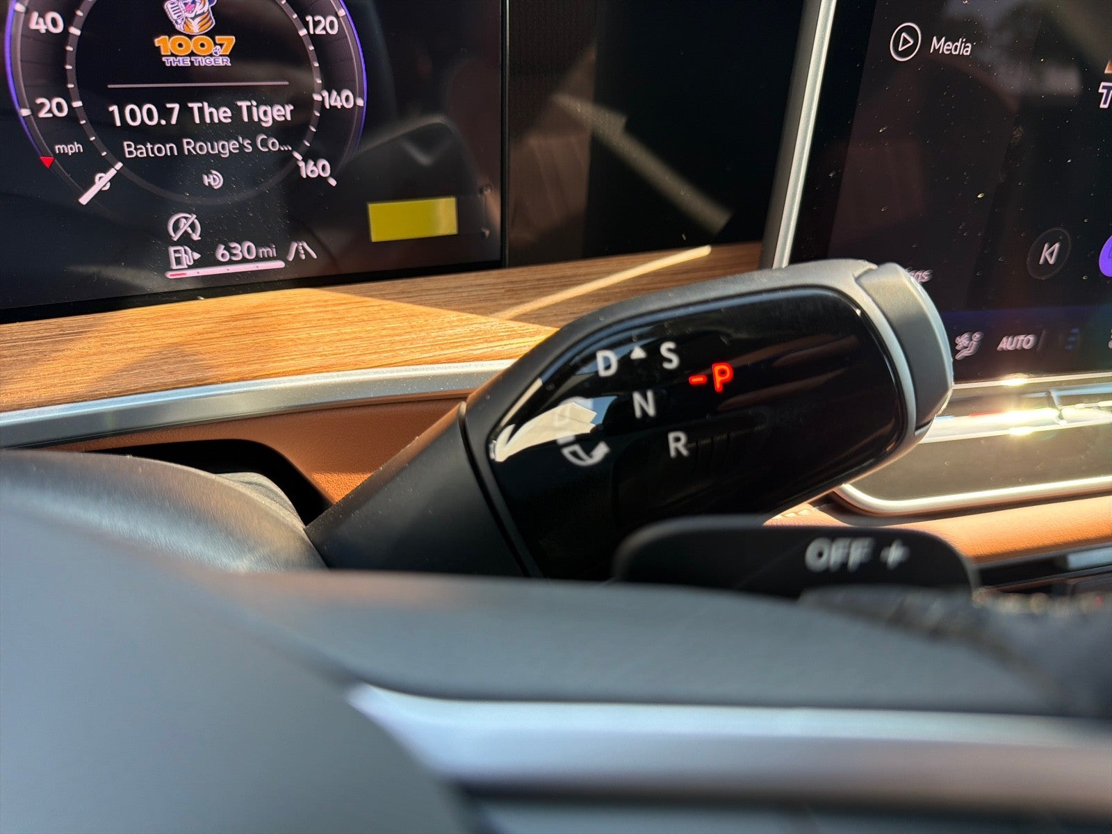 2026 Volkswagen Tiguan SEL R-Line Turbo 4MOTION