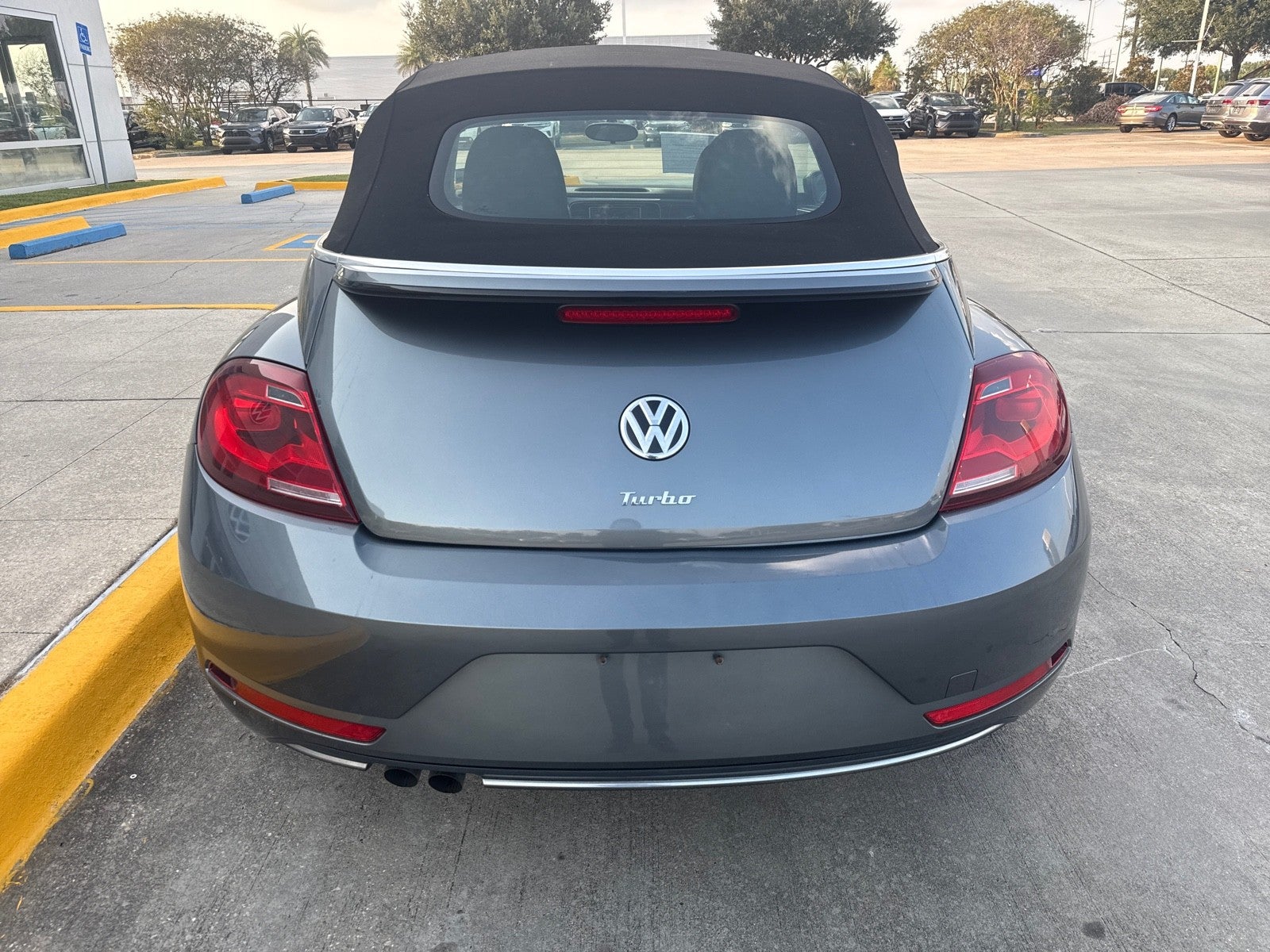2018 Volkswagen Beetle Convertible S