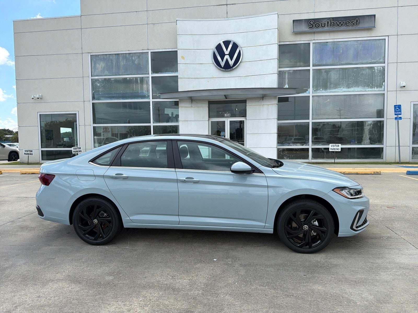 2026 Volkswagen Jetta SE Auto