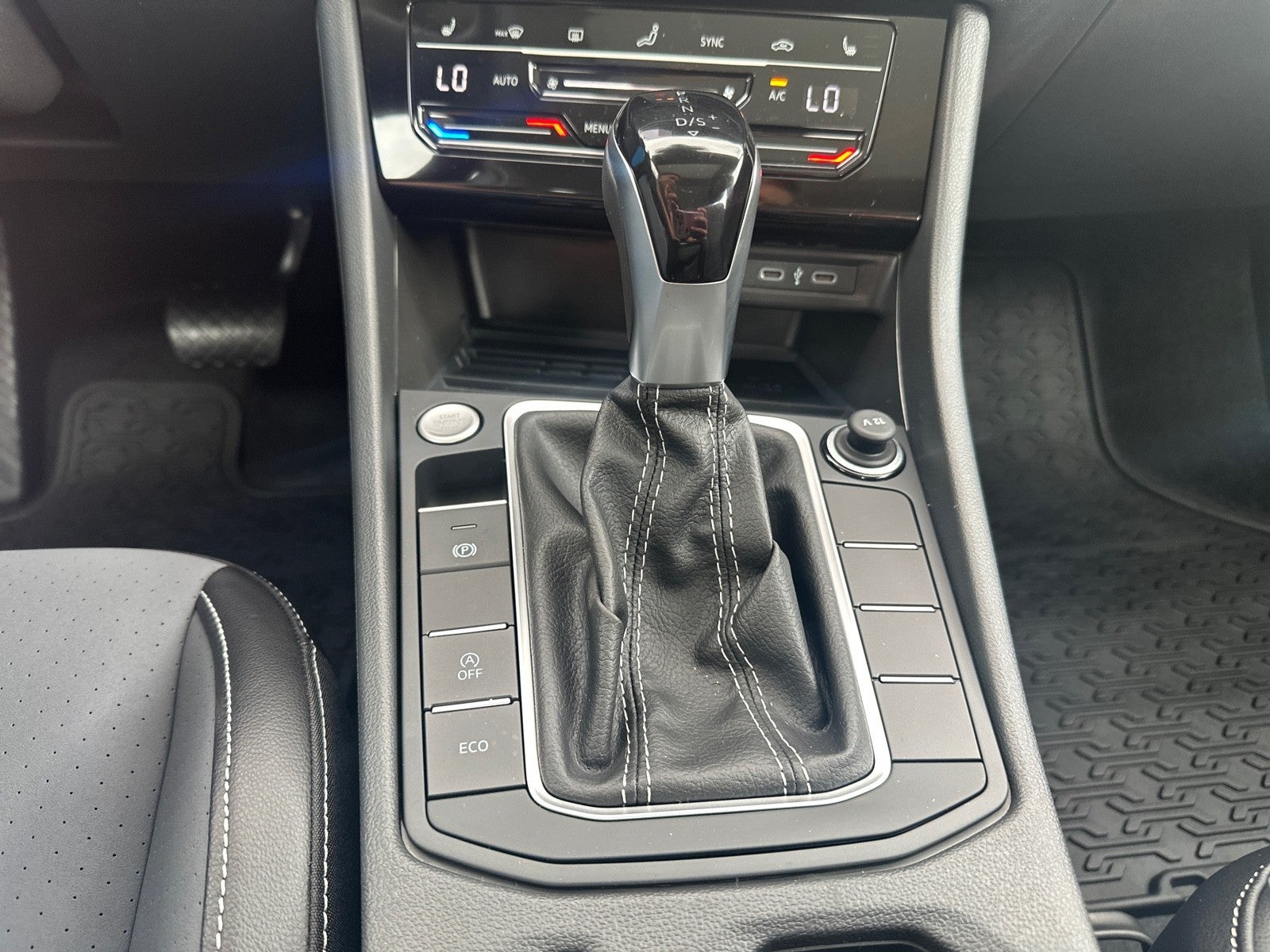 2026 Volkswagen Jetta SE Auto