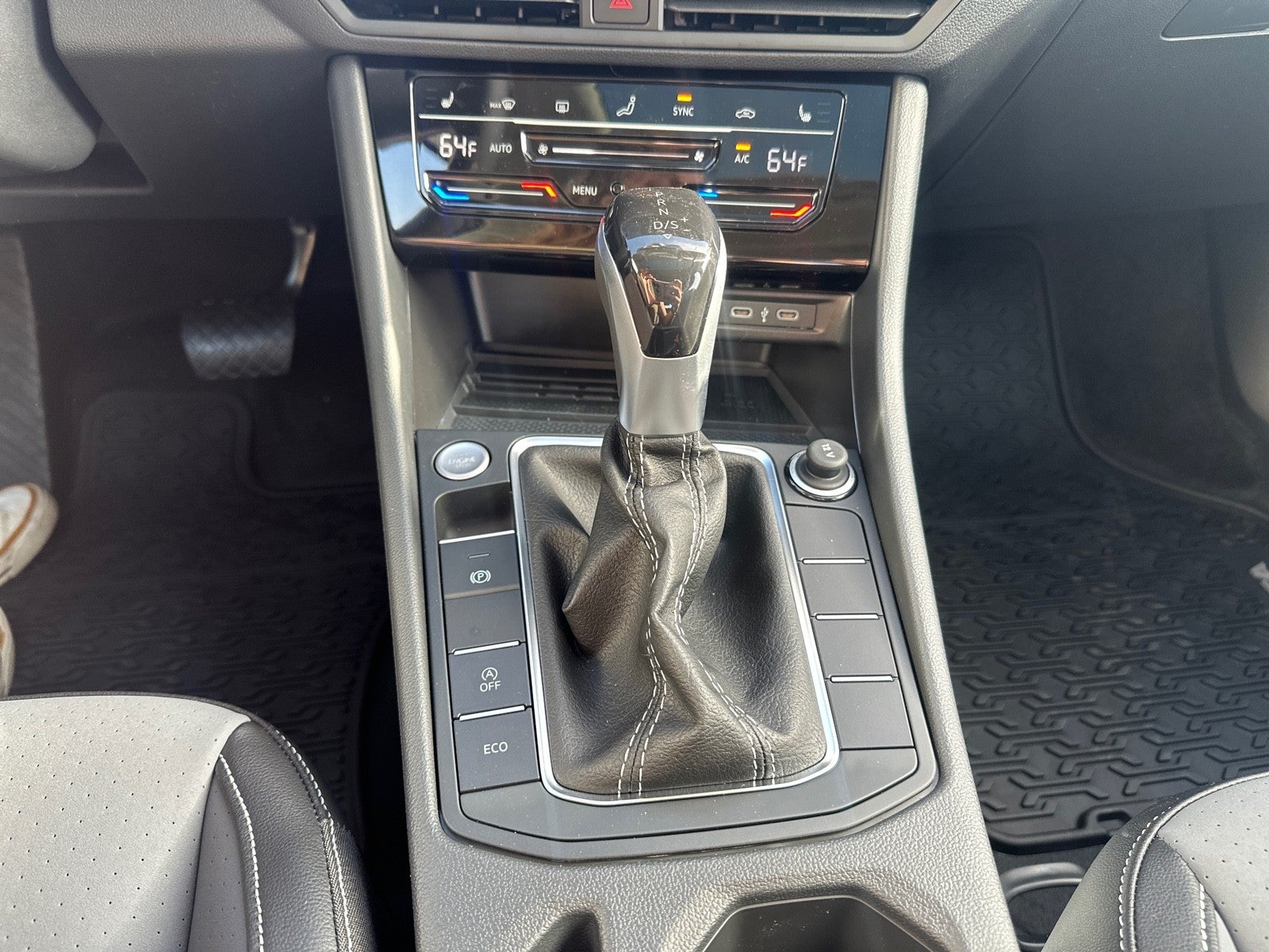 2026 Volkswagen Jetta SE Auto