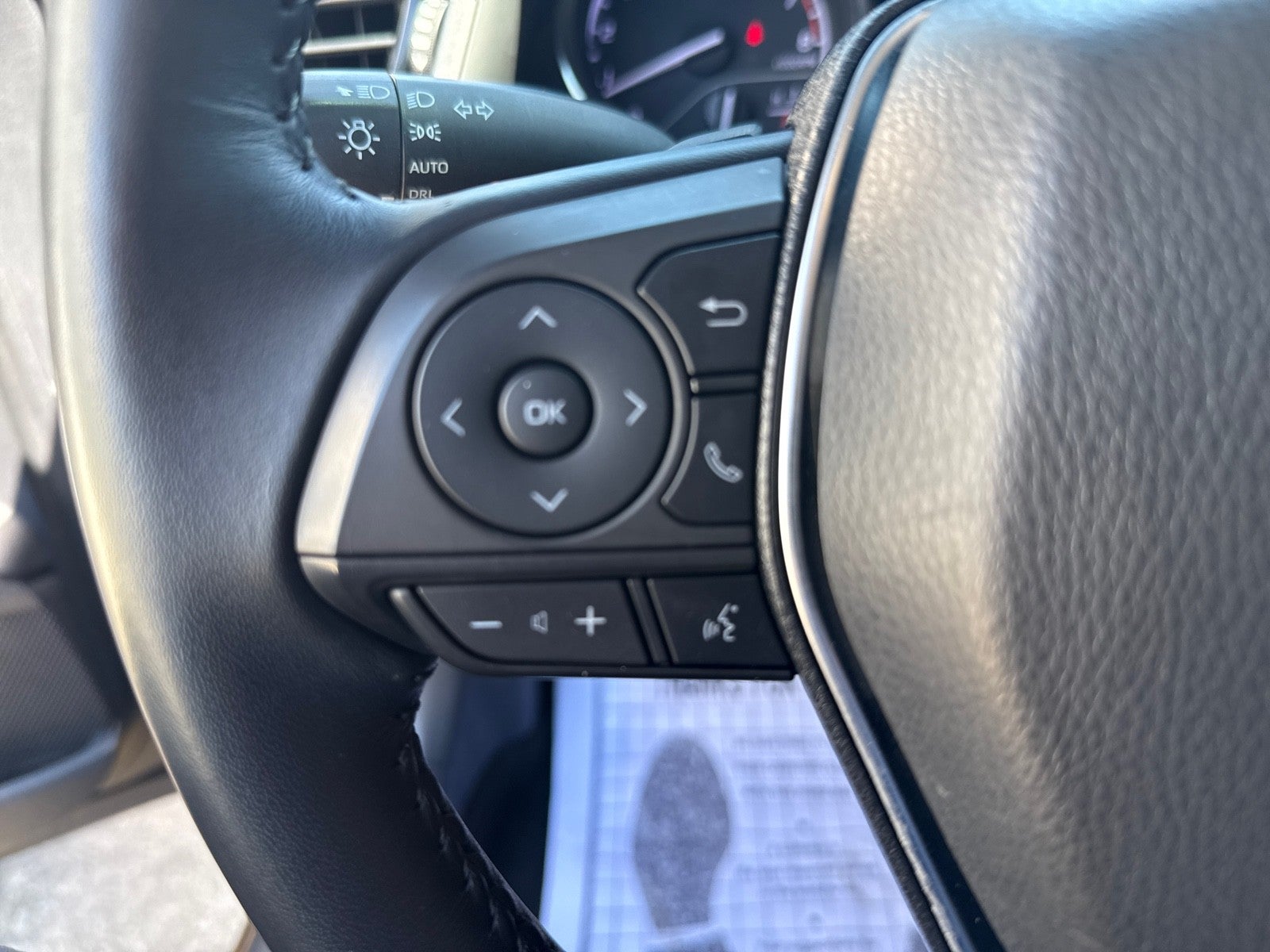 2019 Toyota Camry SE Auto (Natl)