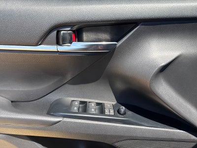2019 Toyota Camry SE Auto (Natl)