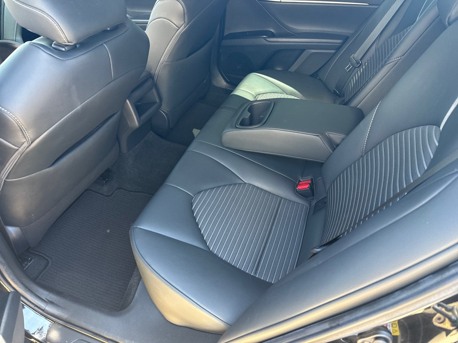 2019 Toyota Camry SE Auto (Natl)