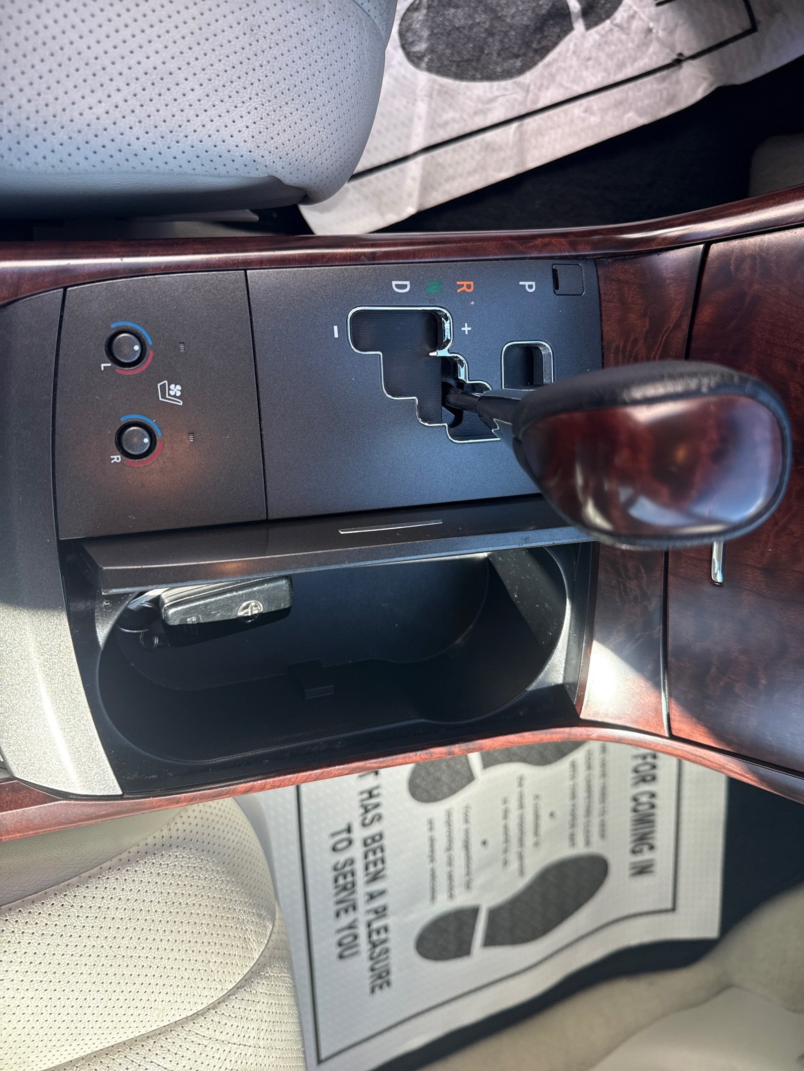 2011 Toyota Avalon 4dr Sdn (Natl)