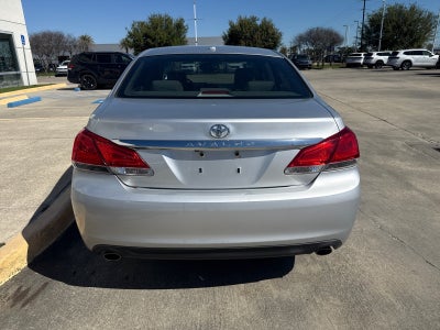 2011 Toyota Avalon 4dr Sdn (Natl)