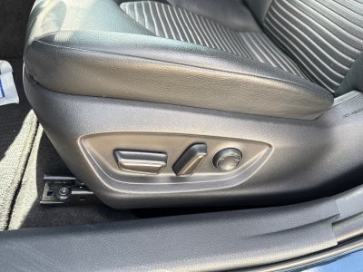 2021 Toyota Camry SE Auto (Natl)