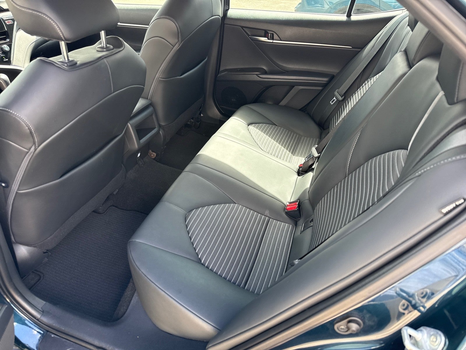 2021 Toyota Camry SE Auto (Natl)