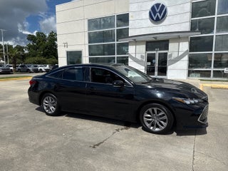 2020 Toyota Avalon XLE (Natl)