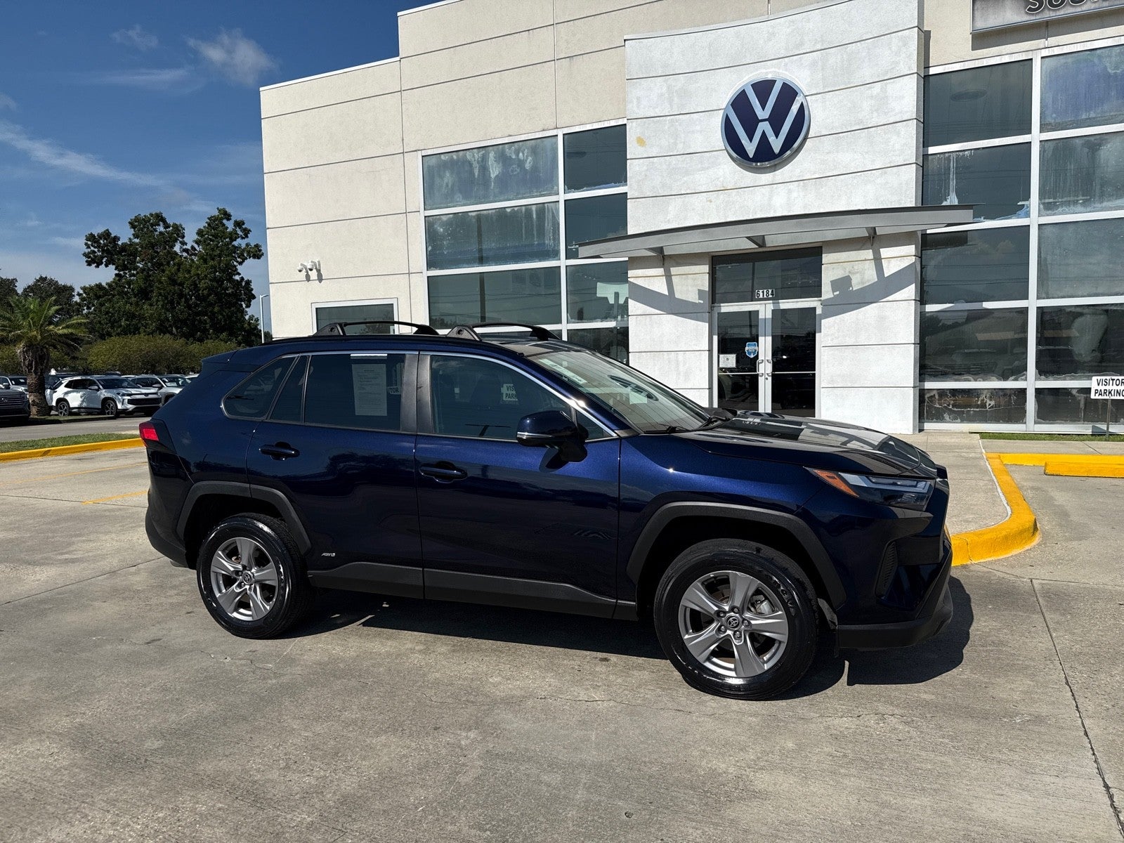2023 Toyota RAV4 Hybrid XLE