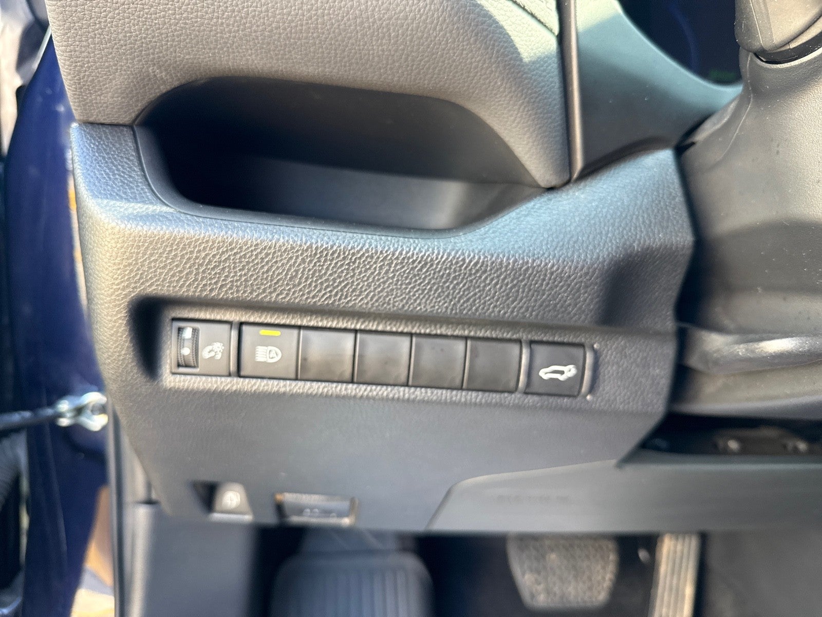 2023 Toyota RAV4 Hybrid XLE AWD (Natl)
