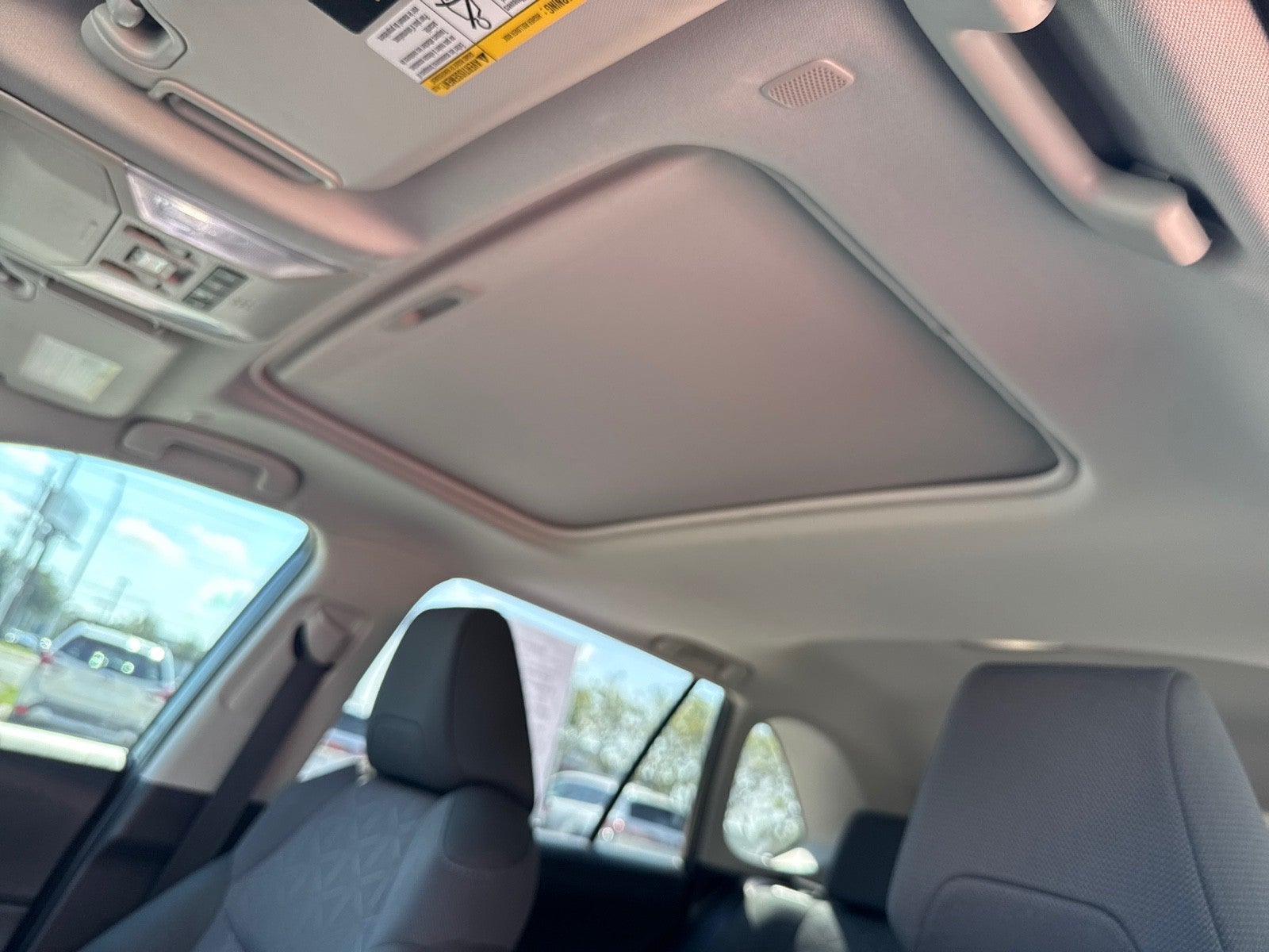 2023 Toyota RAV4 Hybrid XLE AWD (Natl)