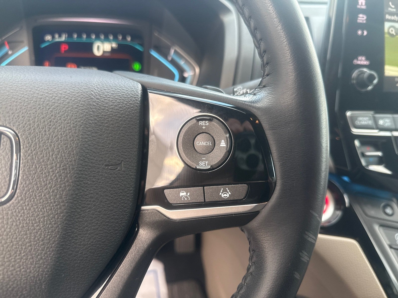 2024 Honda Odyssey Touring Auto