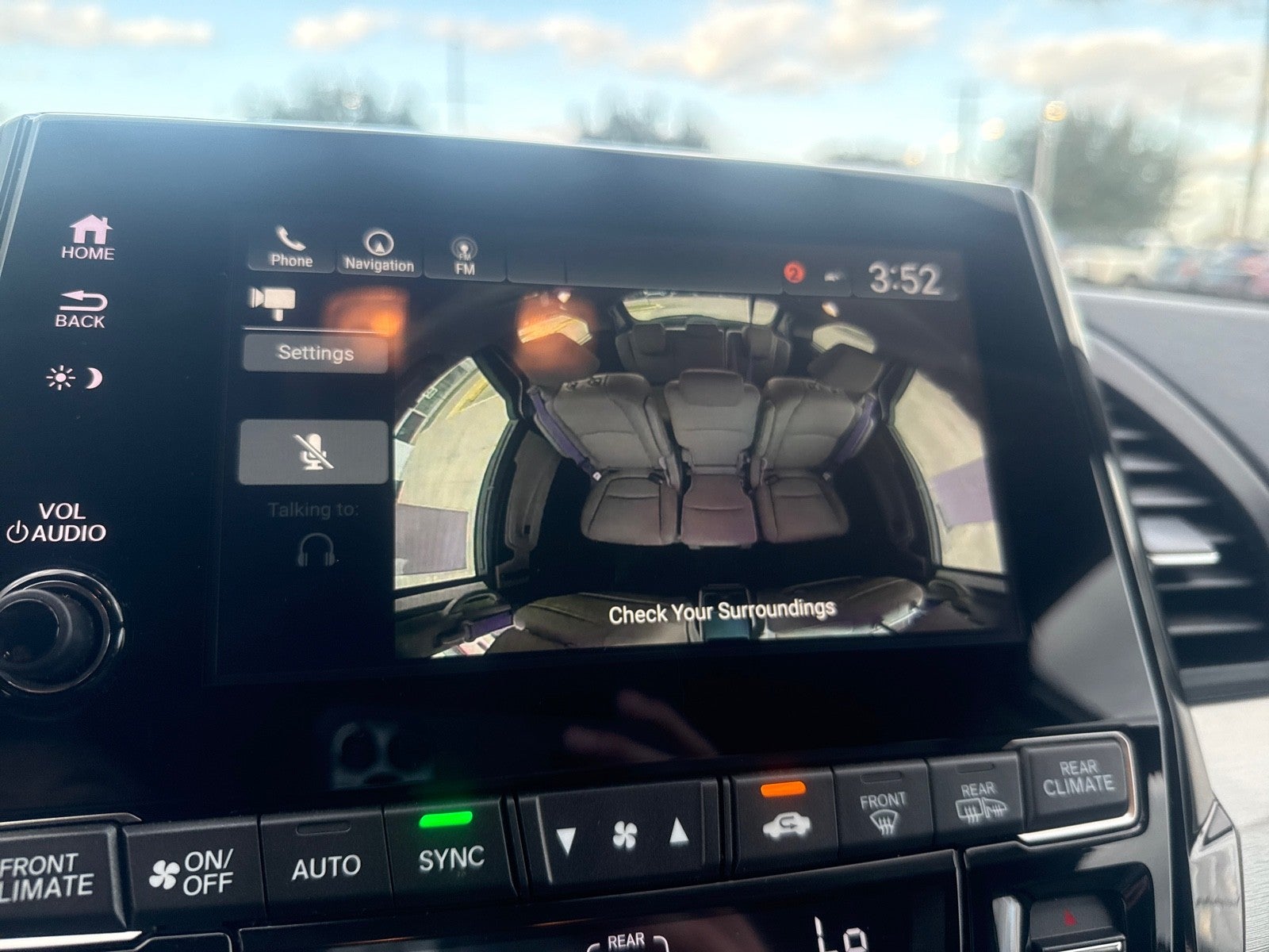 2024 Honda Odyssey Touring Auto