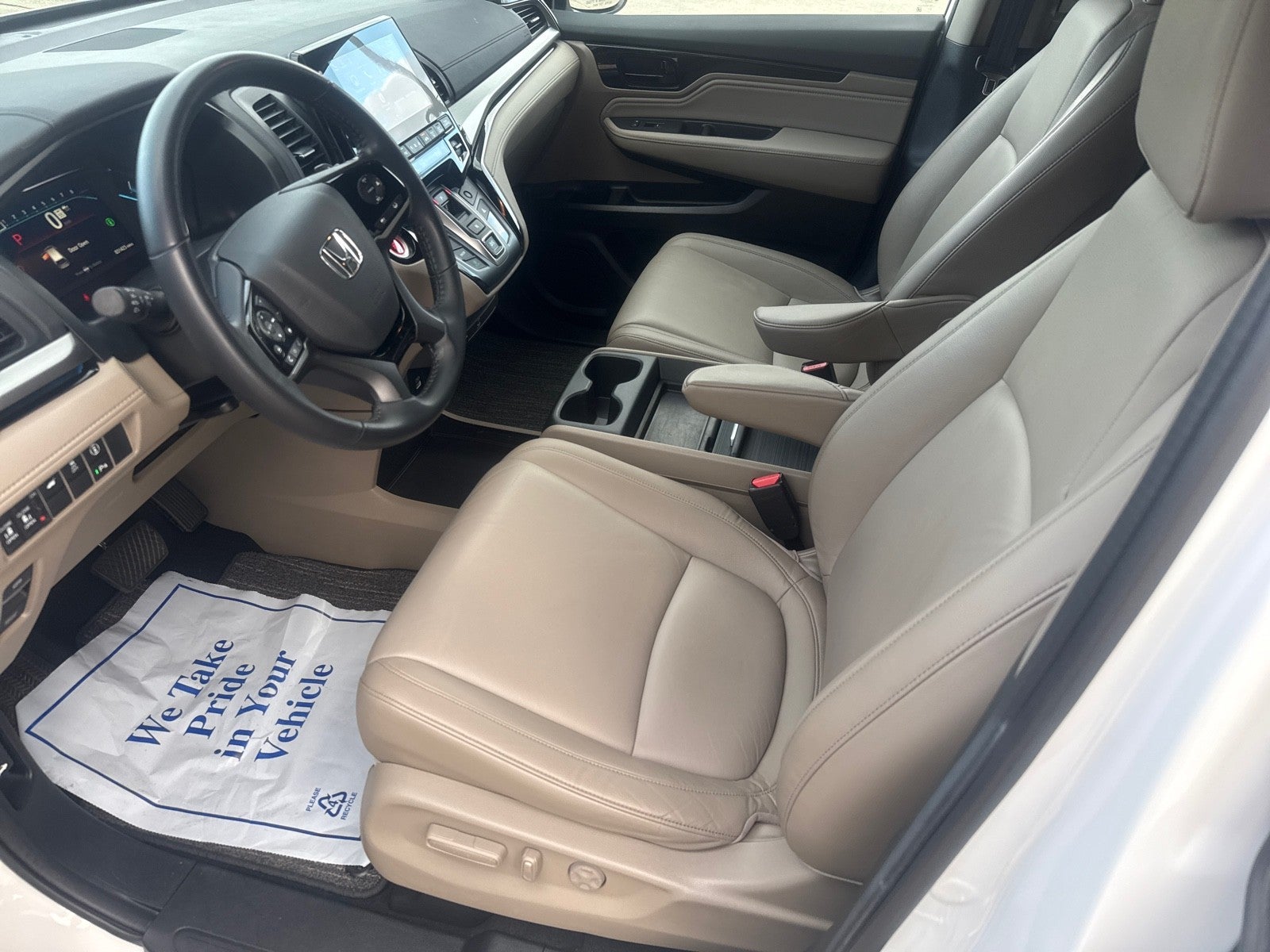 2024 Honda Odyssey Touring Auto