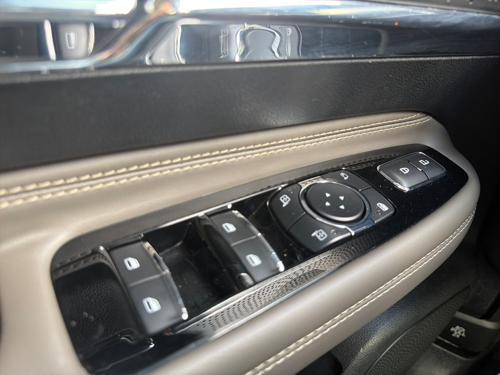 2023 Lincoln Corsair Standard FWD