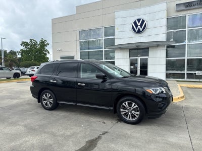 2019 Nissan Pathfinder FWD SV