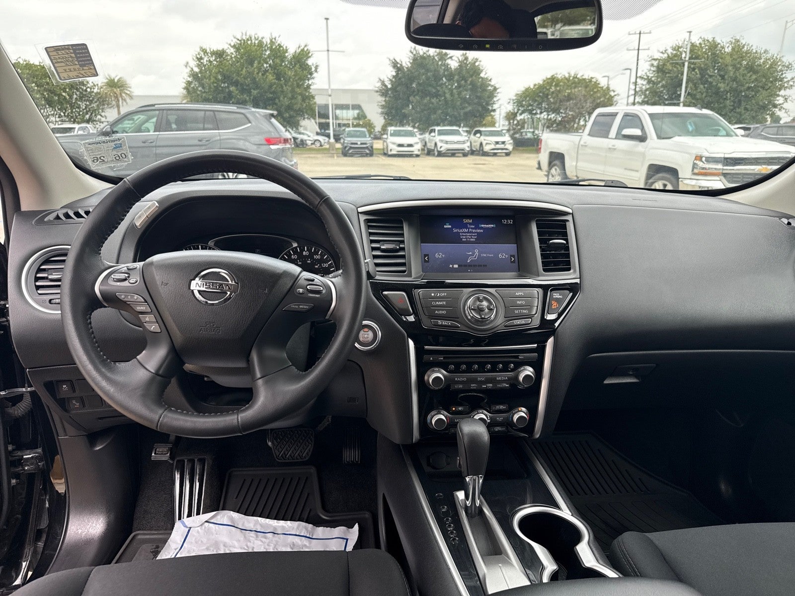 2019 Nissan Pathfinder FWD SV