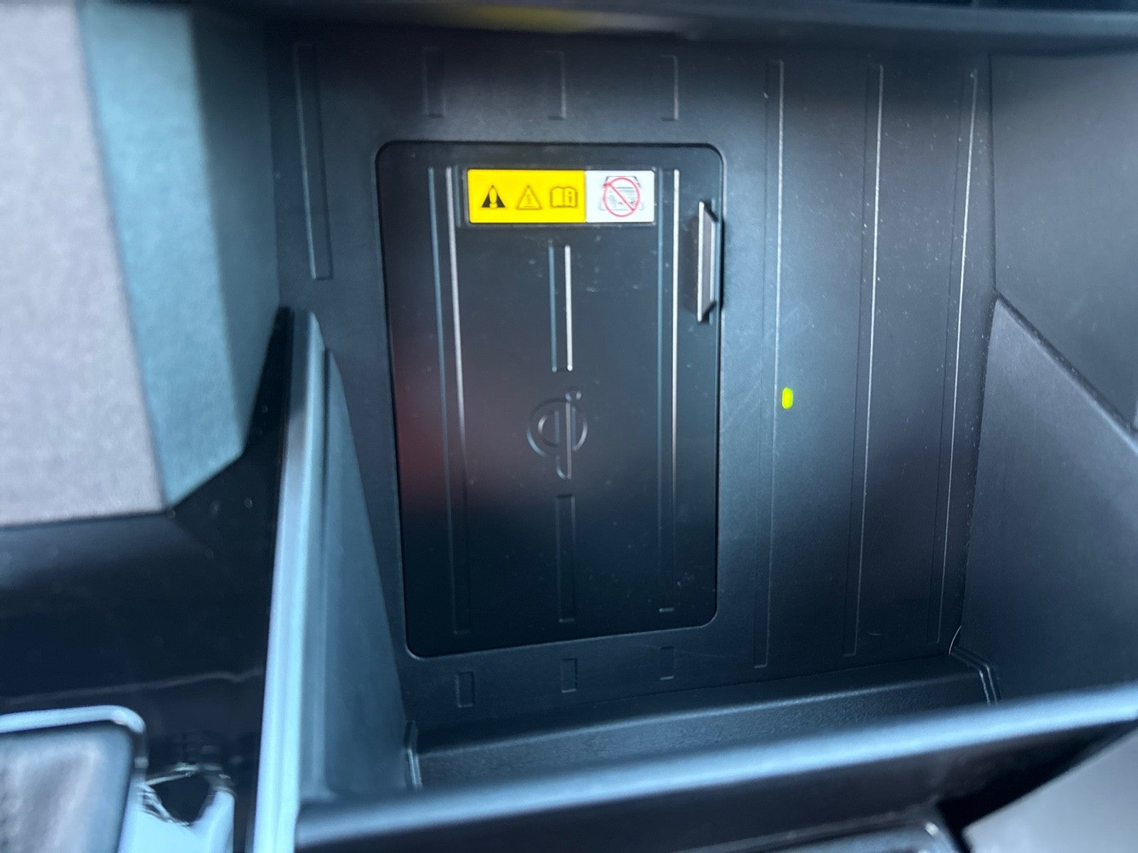 2022 Toyota Tundra 2WD Platinum CrewMax 5.5' Bed (Natl)