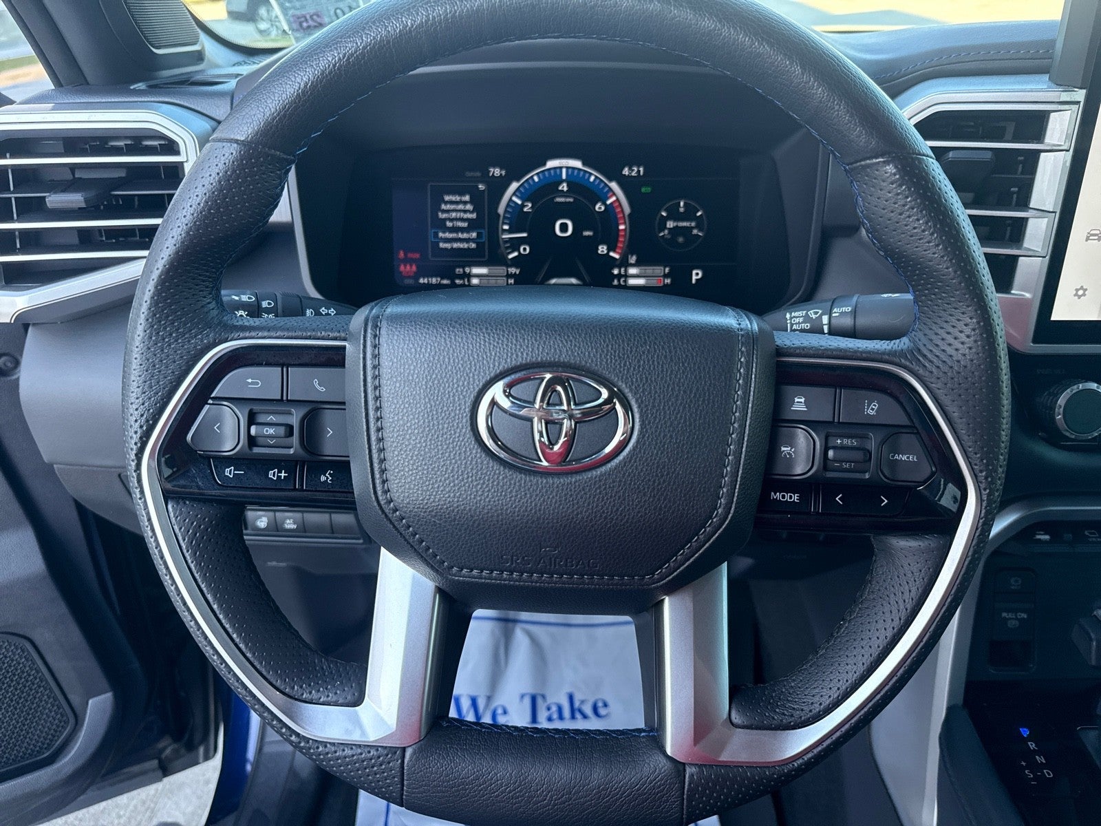 2022 Toyota Tundra 2WD Platinum CrewMax 5.5' Bed (Natl)